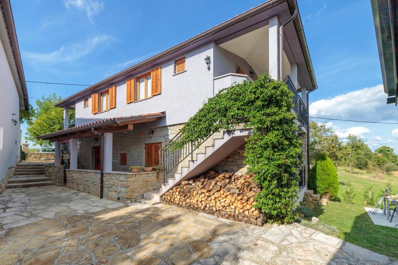 Apartments Sveti Leonard Oprtalj 외부 사진