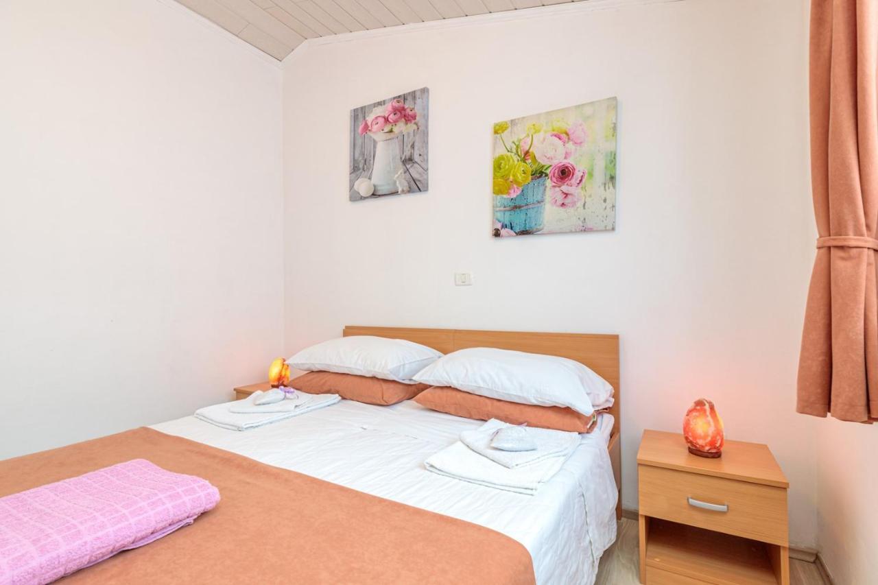 Apartments Sveti Leonard Oprtalj 외부 사진