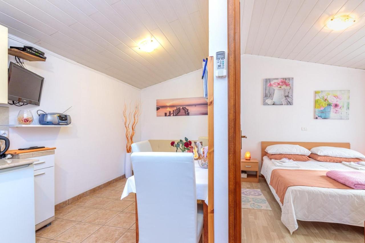 Apartments Sveti Leonard Oprtalj 외부 사진